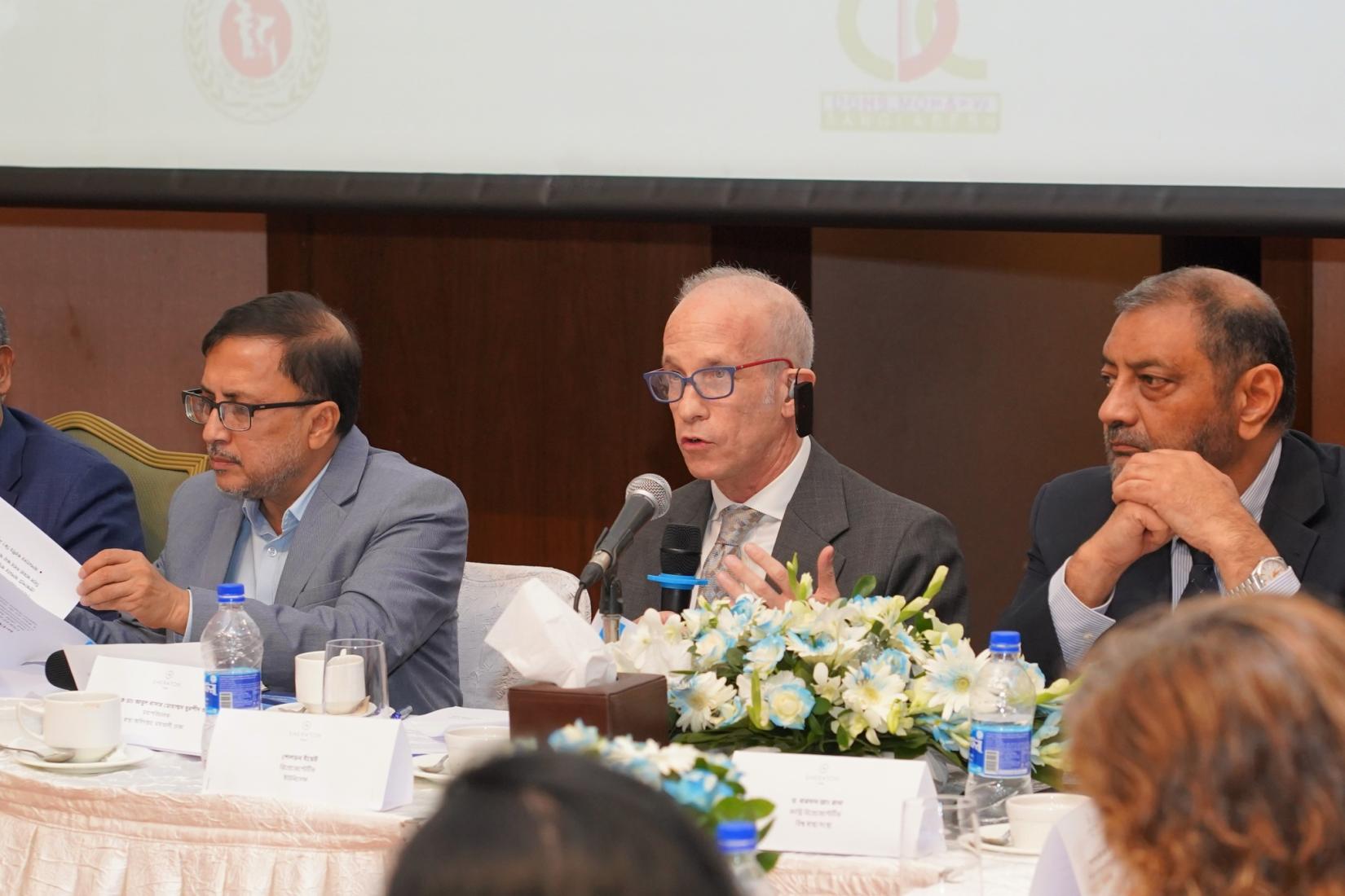 Sheldon Yett, UNICEF Representative to Bangladesh presenting his remarks at the roundtable, accompanied by Dr Bardan Jung Rana, WHO Representative to Bangladesh